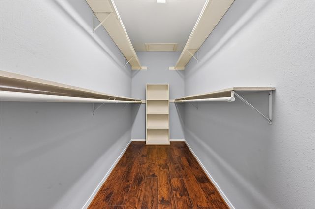 2100 Tanglewilde Street 740, Houston, TX 77063