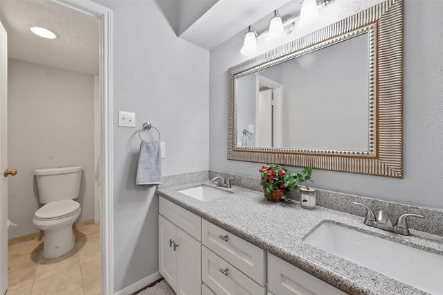 2100 Tanglewilde Street 740, Houston, TX 77063