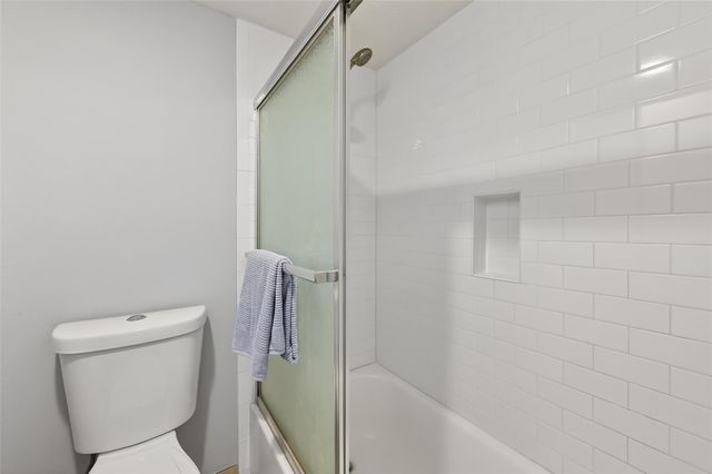 2100 Tanglewilde Street 740, Houston, TX 77063