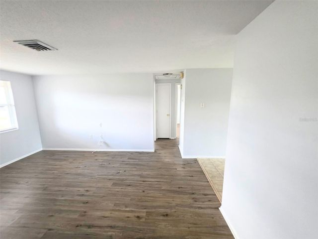 546 BRIARWOOD ROAD, Venice, FL 34293