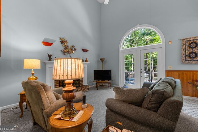 15 Oak Ridge Drive, Sharpsburg, GA 30277
