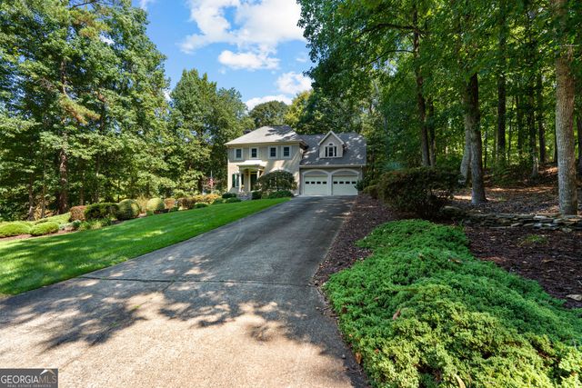 15 Oak Ridge Drive, Sharpsburg, GA 30277