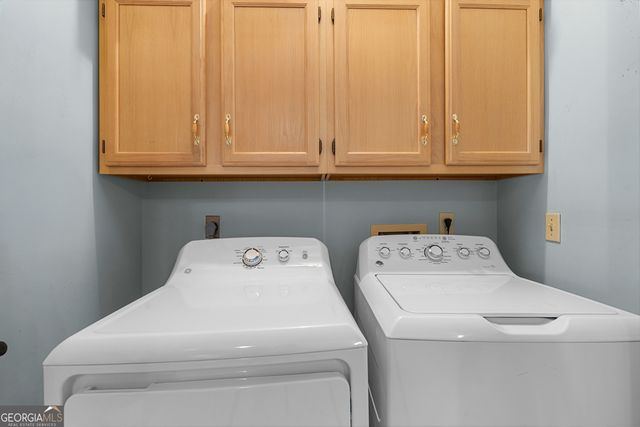 15 Oak Ridge Drive, Sharpsburg, GA 30277