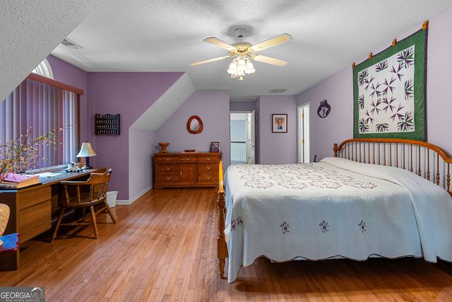 15 Oak Ridge Drive, Sharpsburg, GA 30277