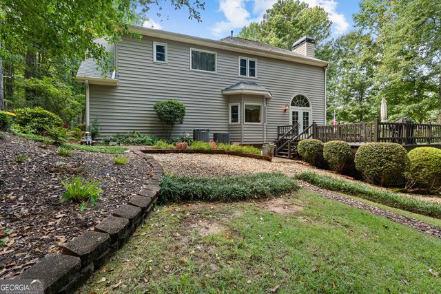 15 Oak Ridge Drive, Sharpsburg, GA 30277