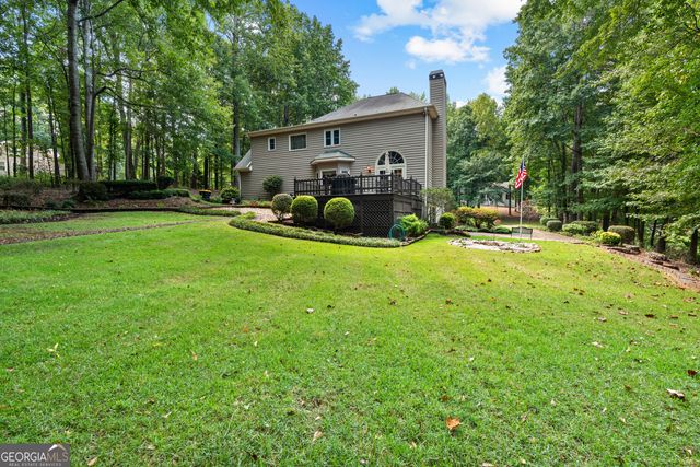 15 Oak Ridge Drive, Sharpsburg, GA 30277