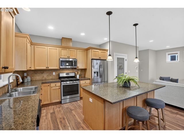 17481 Sw WINONA Ln, Beaverton, OR 97078