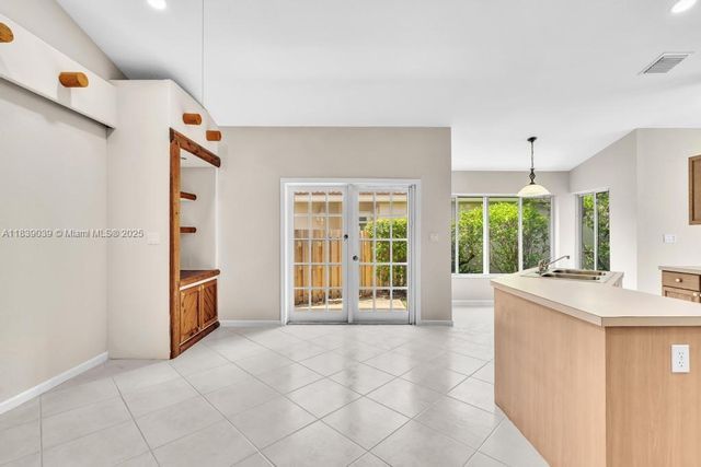269 NW 101st Ave, Plantation, FL 33324