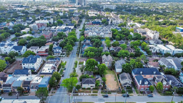 2014 Commonwealth Street, Houston, TX 77006