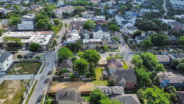 2014 Commonwealth Street, Houston, TX 77006