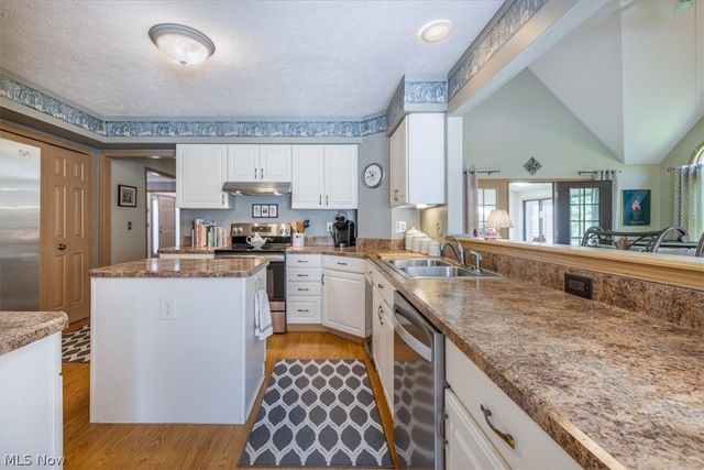 8051 Valleyview Court, North Royalton, OH 44133