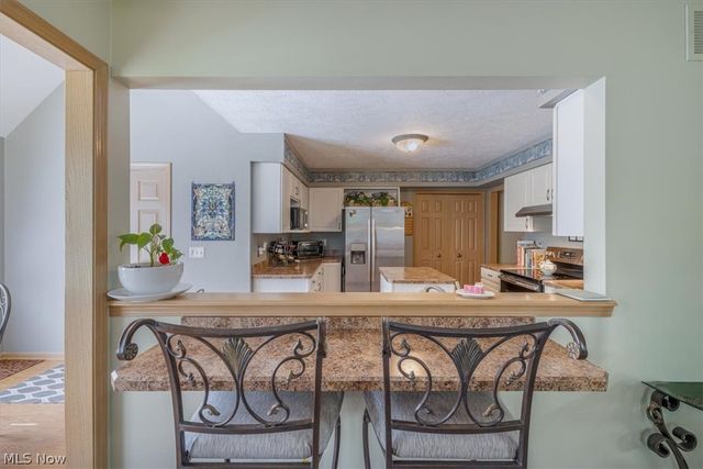 8051 Valleyview Court, North Royalton, OH 44133