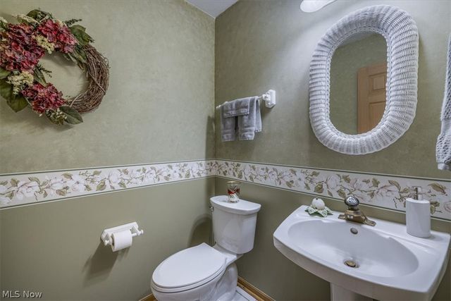 8051 Valleyview Court, North Royalton, OH 44133