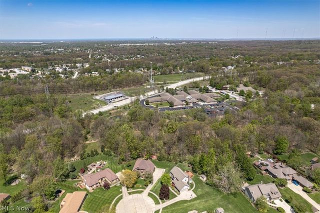 8051 Valleyview Court, North Royalton, OH 44133