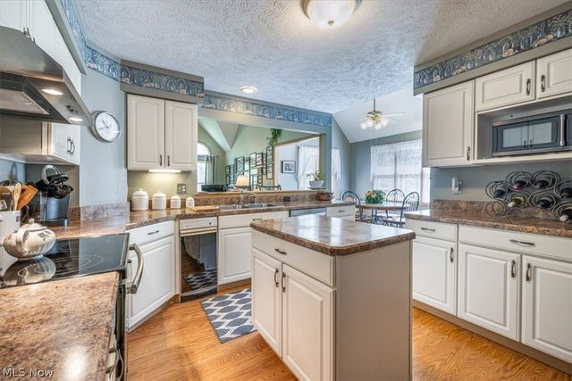 8051 Valleyview Court, North Royalton, OH 44133