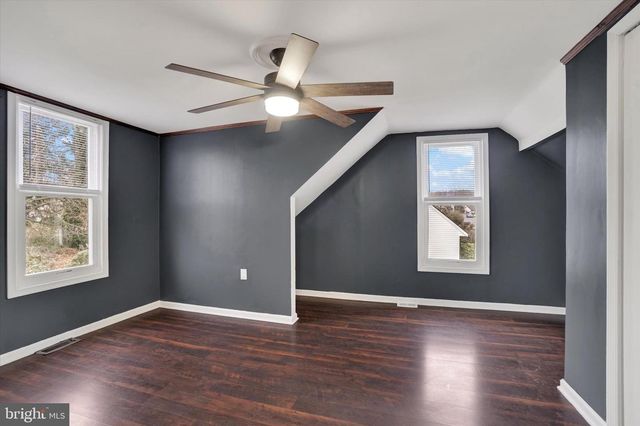 112 OAKLEIGH DR, York, PA 17402