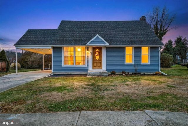 112 OAKLEIGH DR, York, PA 17402