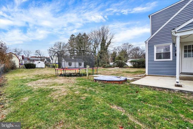 112 OAKLEIGH DR, York, PA 17402