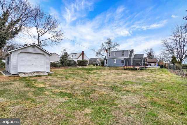 112 OAKLEIGH DR, York, PA 17402