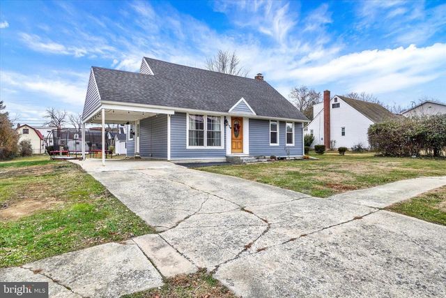 112 OAKLEIGH DR, York, PA 17402