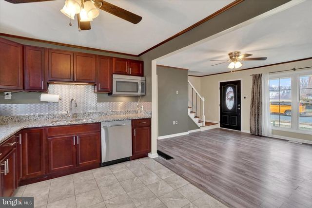 112 OAKLEIGH DR, York, PA 17402