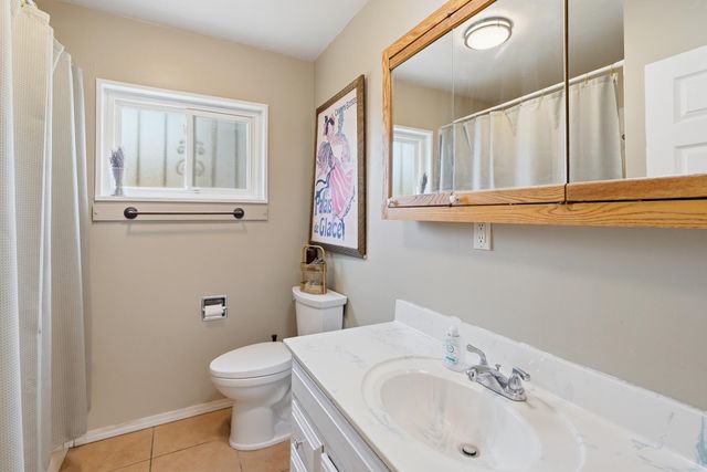 1015 Parsifal Street NE, Albuquerque, NM 87112