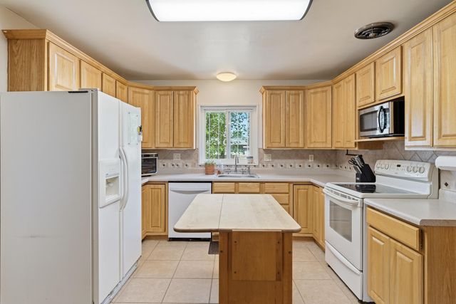 1015 Parsifal Street NE, Albuquerque, NM 87112