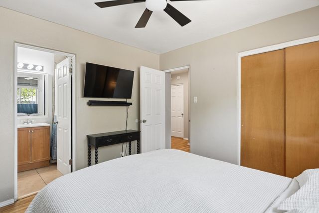 1015 Parsifal Street NE, Albuquerque, NM 87112