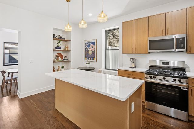 4310 W Cullerton Street, Chicago, IL 60623