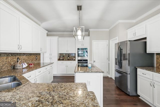 12700 Oxfordshire Court, Johns Creek, GA 30005