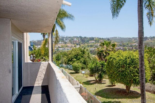 2625 Pirineos Way 219, Carlsbad, CA 92009