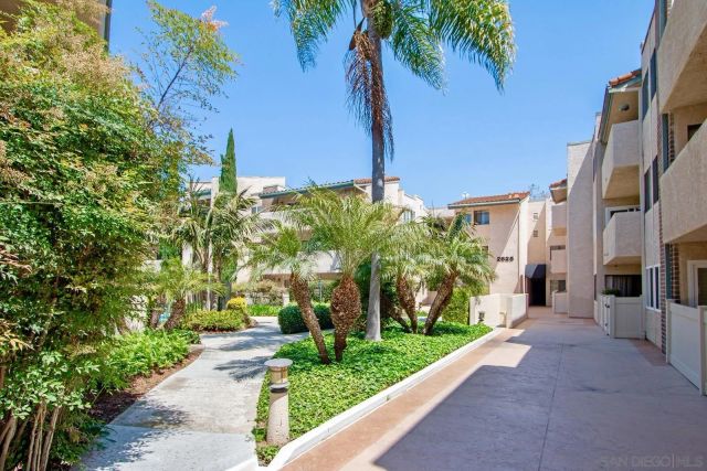 2625 Pirineos Way 219, Carlsbad, CA 92009