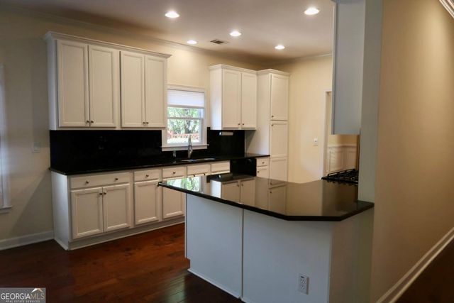 515 Village Arbor Park, Suwanee, GA 30024