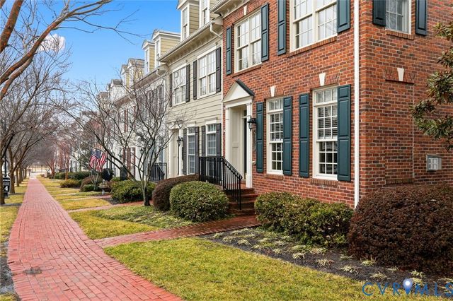 1128 Hyde Ln, Henrico, VA 23229