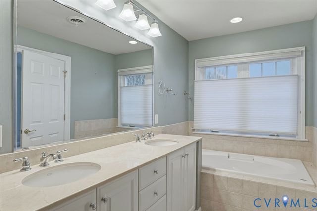 1128 Hyde Ln, Henrico, VA 23229