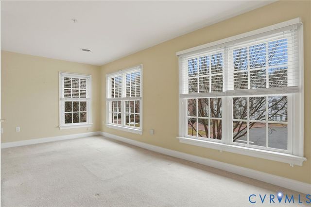 1128 Hyde Ln, Henrico, VA 23229