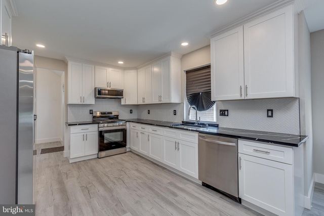 36 ATLANTIC AVE, Clementon, NJ 08021