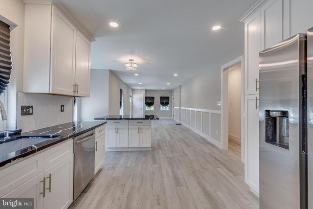 36 ATLANTIC AVE, Clementon, NJ 08021