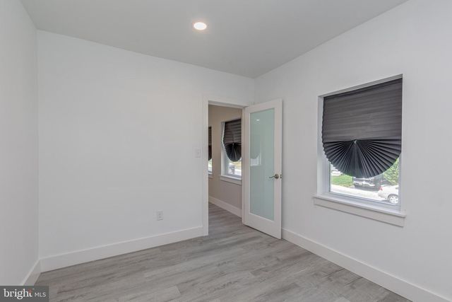 36 ATLANTIC AVE, Clementon, NJ 08021