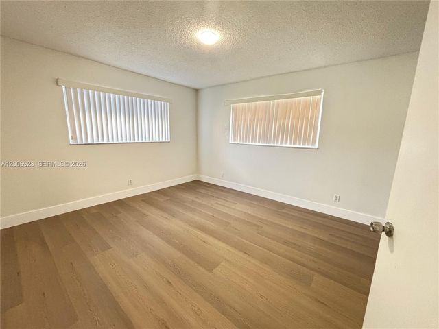 8060 Fairview Dr 101, Tamarac, FL 33321