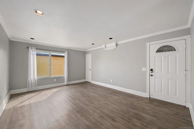 1643 Pentecost Way 4, San Diego, CA 92105