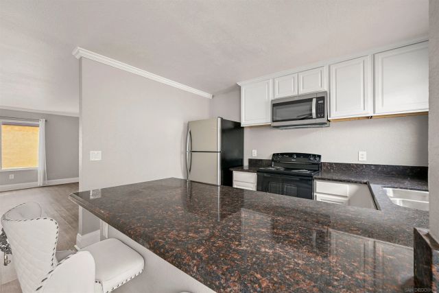 1643 Pentecost Way 4, San Diego, CA 92105