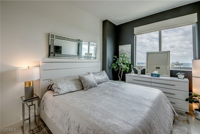 3000 Oasis Grand BLVD MPH3, Fort Myers, FL 33916