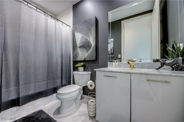 3000 Oasis Grand BLVD MPH3, Fort Myers, FL 33916