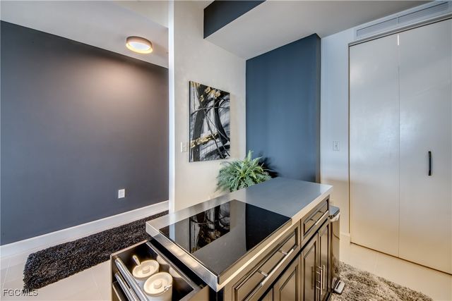 3000 Oasis Grand BLVD MPH3, Fort Myers, FL 33916