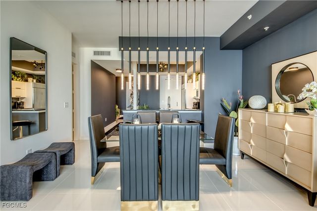 3000 Oasis Grand BLVD MPH3, Fort Myers, FL 33916