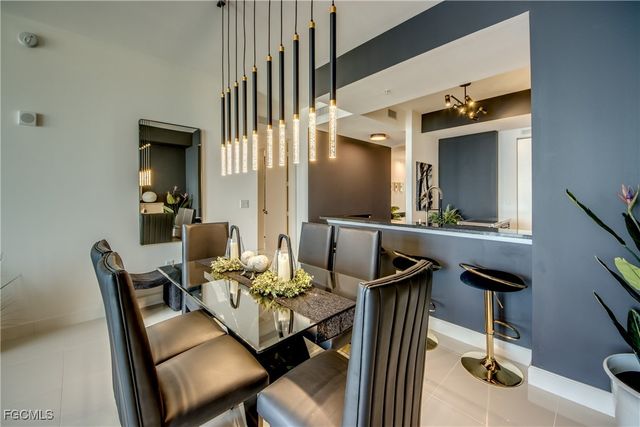 3000 Oasis Grand BLVD MPH3, Fort Myers, FL 33916