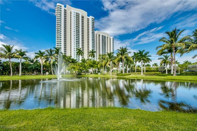 3000 Oasis Grand BLVD MPH3, Fort Myers, FL 33916