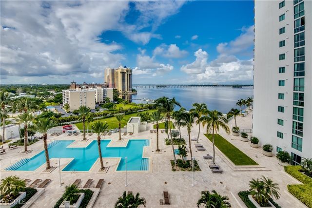 3000 Oasis Grand BLVD MPH3, Fort Myers, FL 33916