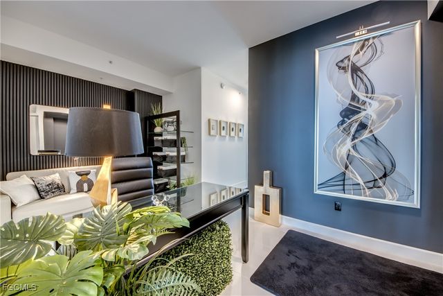 3000 Oasis Grand BLVD MPH3, Fort Myers, FL 33916